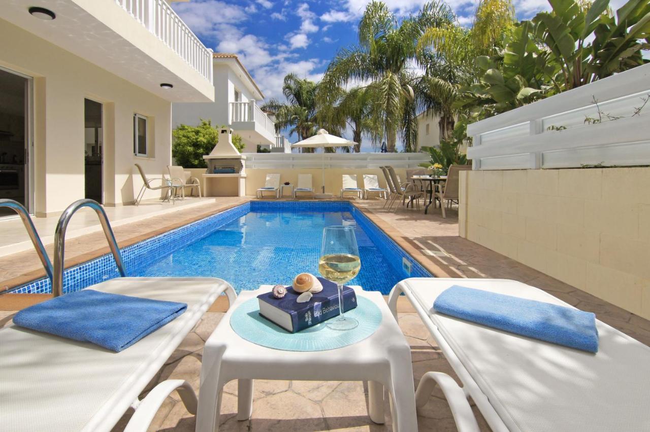 Nissi Sapphire Villa Agia Napa Buitenkant foto