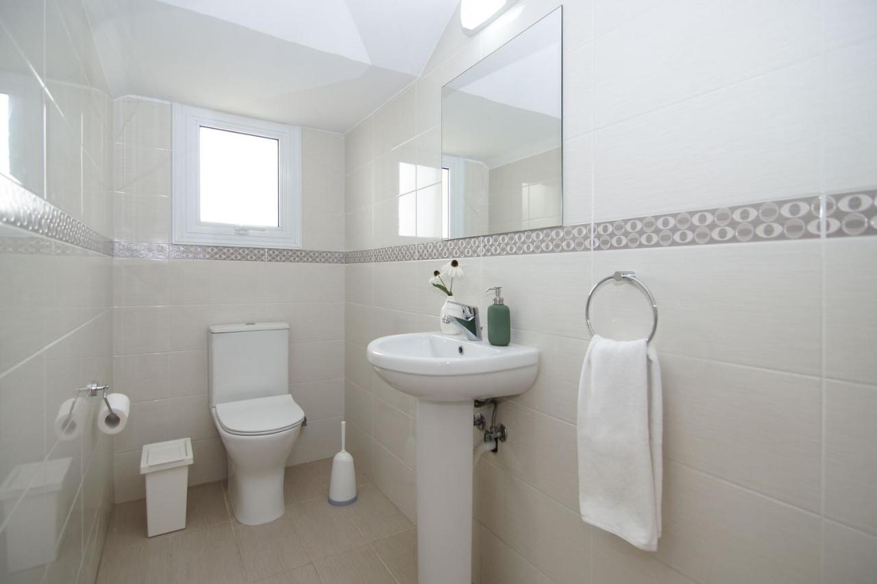 Nissi Sapphire Villa Agia Napa Buitenkant foto
