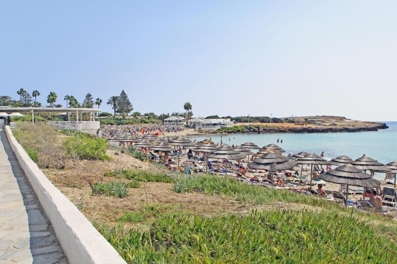 Nissi Sapphire Villa Agia Napa Buitenkant foto