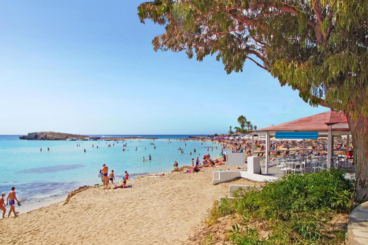 Nissi Sapphire Villa Agia Napa Buitenkant foto