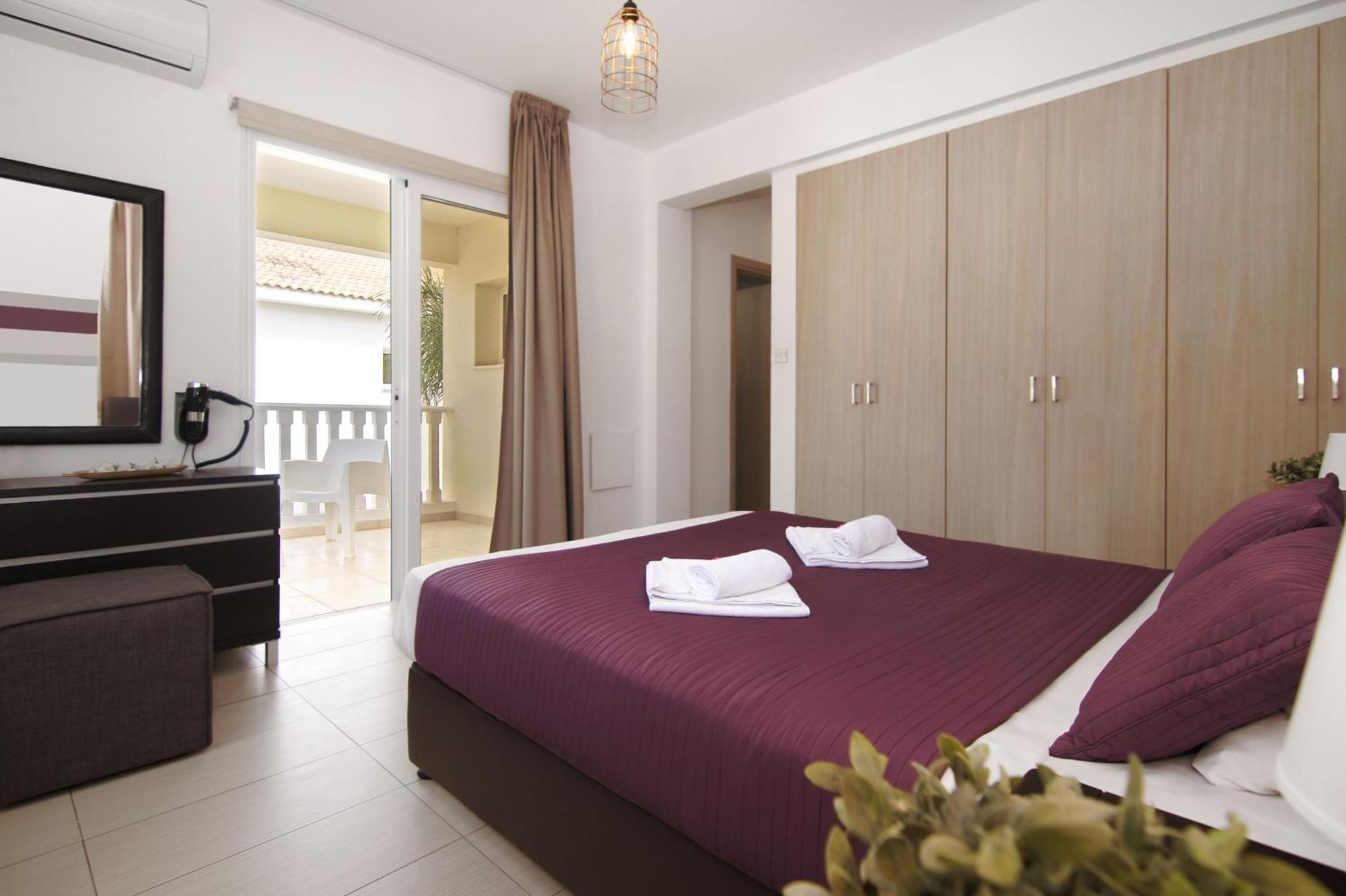 Nissi Sapphire Villa Agia Napa Buitenkant foto